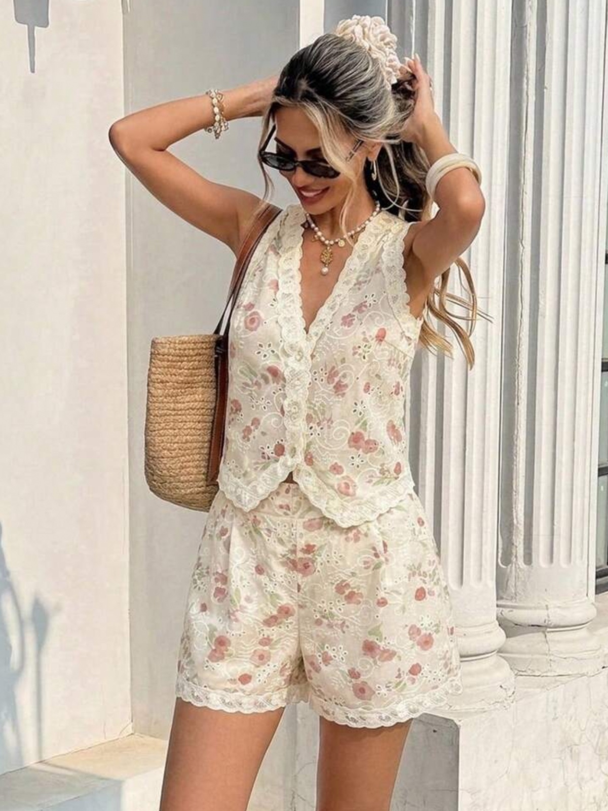 Serisse مجموعتان ملابس نسائية للاستخدام اليومي